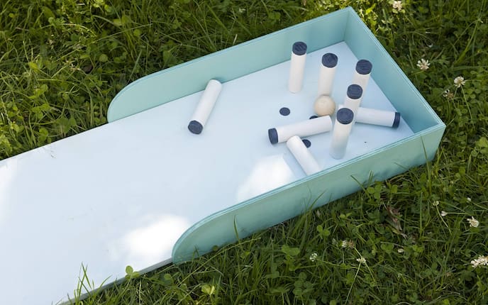 Kegelbahn bauen, Kegelbahn basteln, Kegeln, Garten, Spielidee, Servus