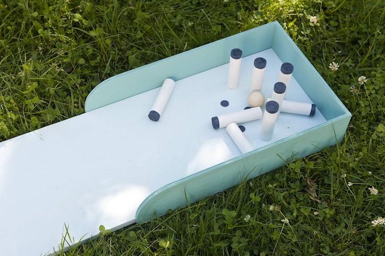 Kegelbahn bauen, Kegelbahn basteln, Kegeln, Garten, Spielidee, Servus