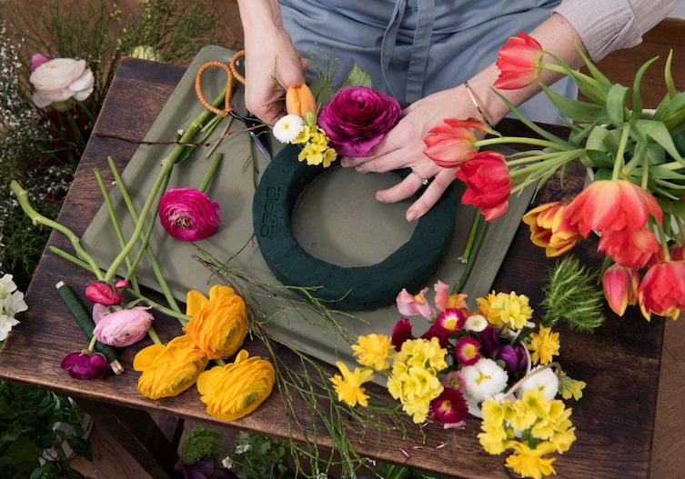 Kranz, Tischdekoration, Hand, Frau, Horizontal, Blume, Dekoration, Bastelanleitung, Basteln, Blüte