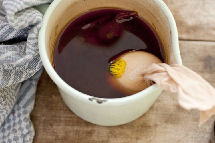 Ostereier mit Zwiebelschalen färben, Ostereier, Ostereier selber machen, Ostern