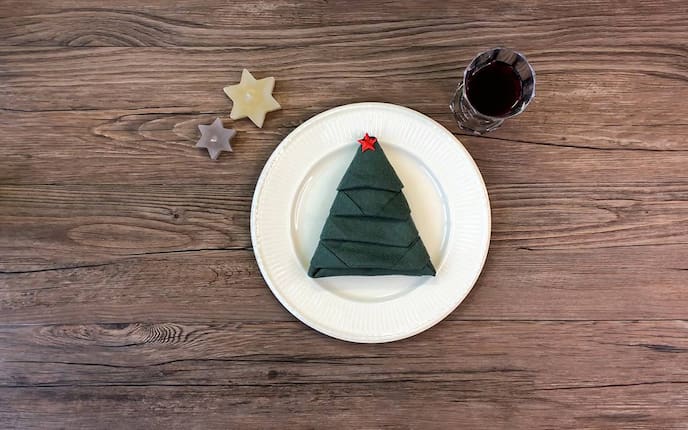 Servietten falten, Servus am Marktplatz, Servus, Dekoration