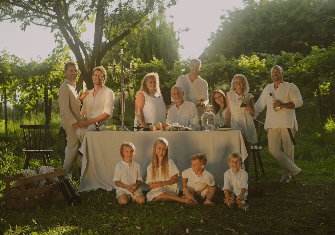 Herrgotthö & Herrgotthof: Weitblick, Wein und ein stiller Moment über den Hügeln der Südsteiermark.