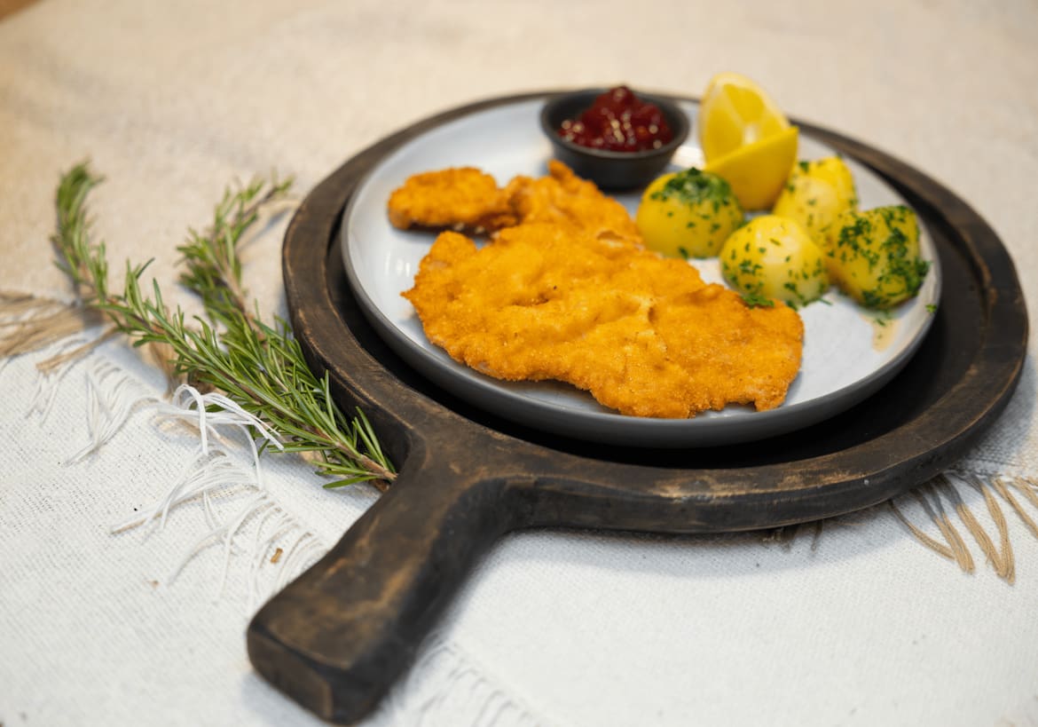 Schnitzel, Zeitwert, Hotel