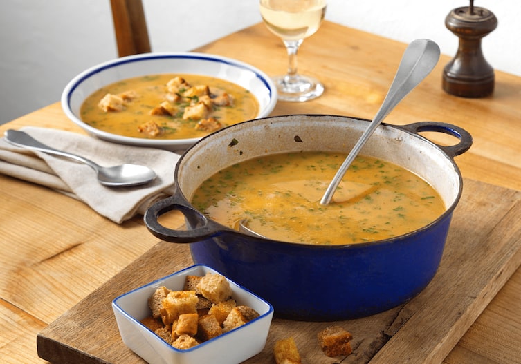 Brotsuppe mit Ei