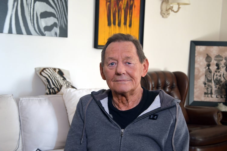 Wolfgang Ambros, Servus