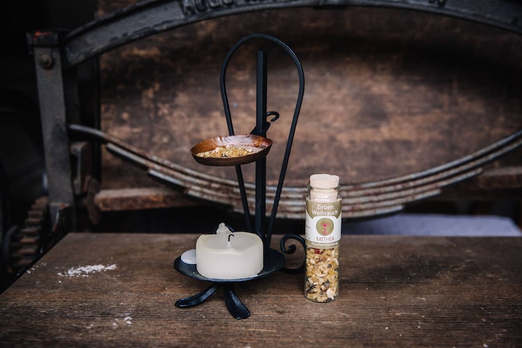 Räucherofen für Räucherwerk, Servus am Marktplatz