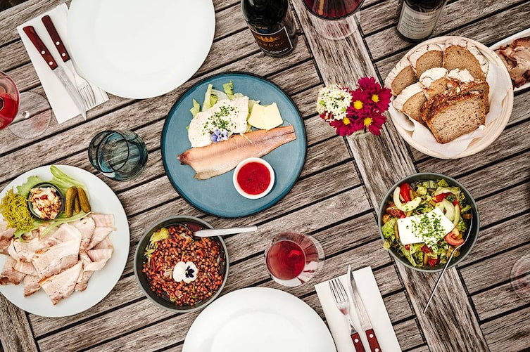 Ob Saibling, Krauthäuptel oder Rotwein, die Steiermark präsentiert sich kulinarisch von ihrer besten Seite.