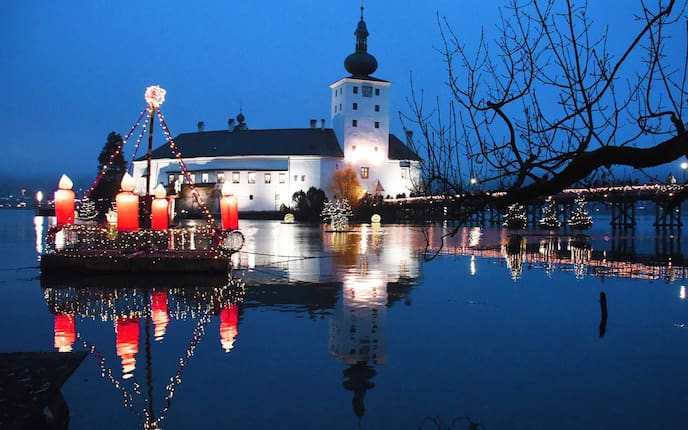 Begleiten Sie uns mit dem Schlösser Advent auf den 1. digitalen Adventmarkt (Foto: Schlösser Adevnt)