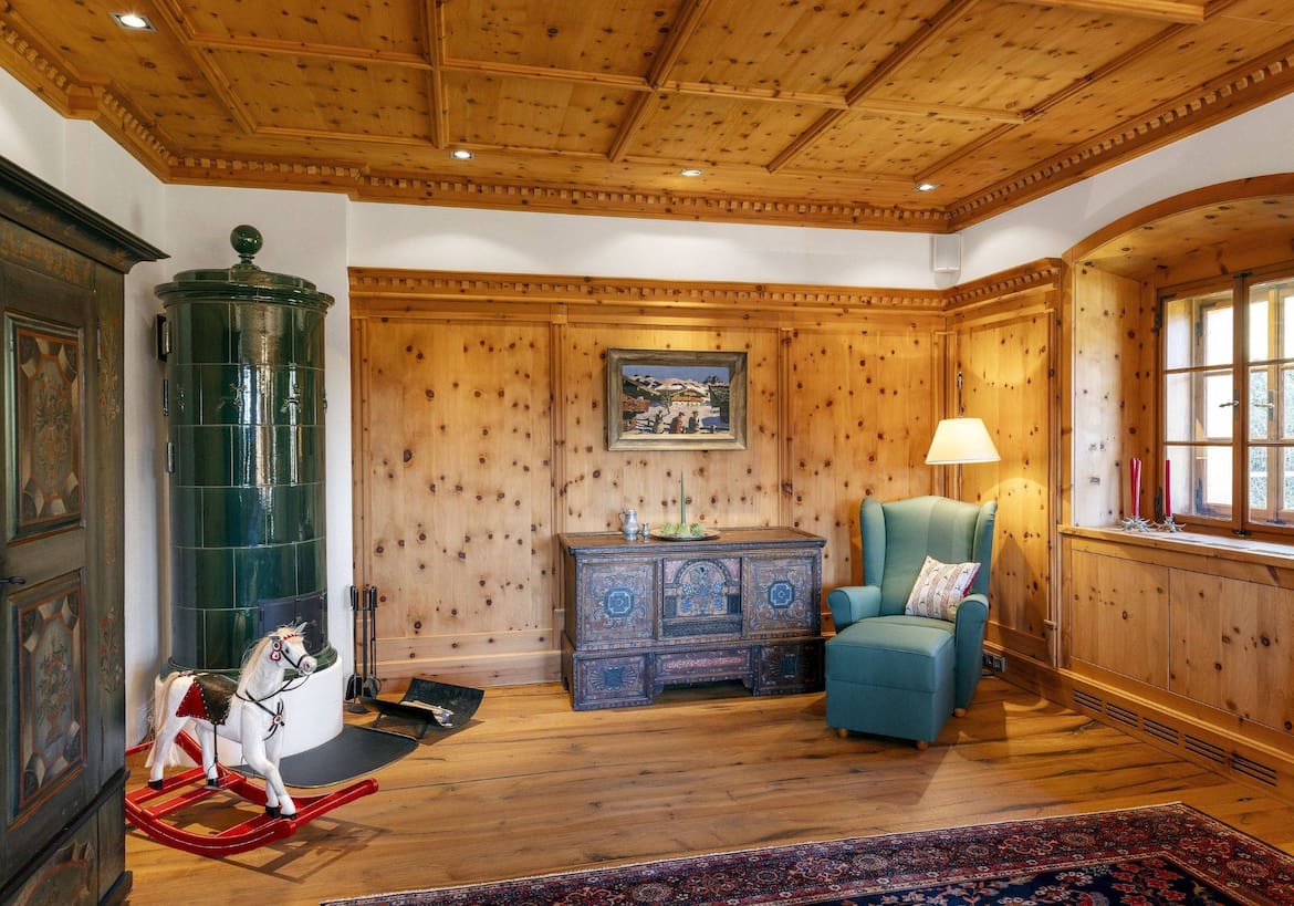 Hausbesuch, Forsthaus, Steiermark, Kachelofen