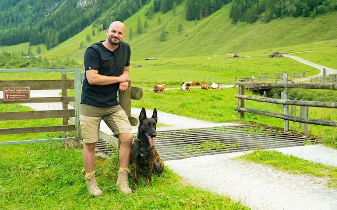 Hundeflo Florian Günther, Trudi, Wandern mit Hund, Kühe, Alm, Rauris