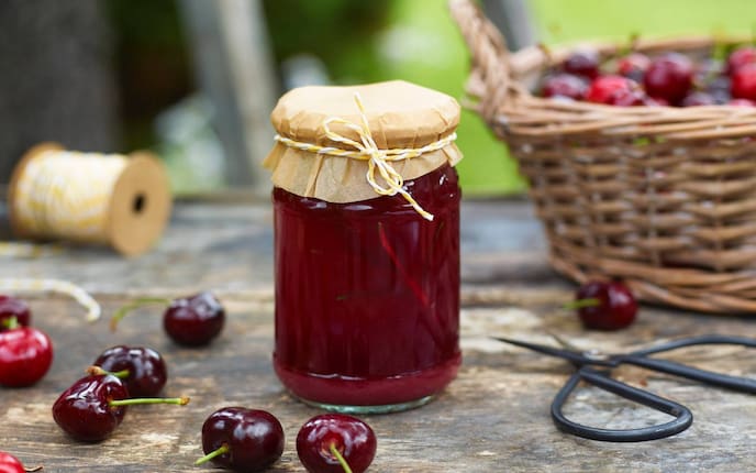 Kirschen, Gelée, Marmeladeglas, Beilage, Servus Rezept