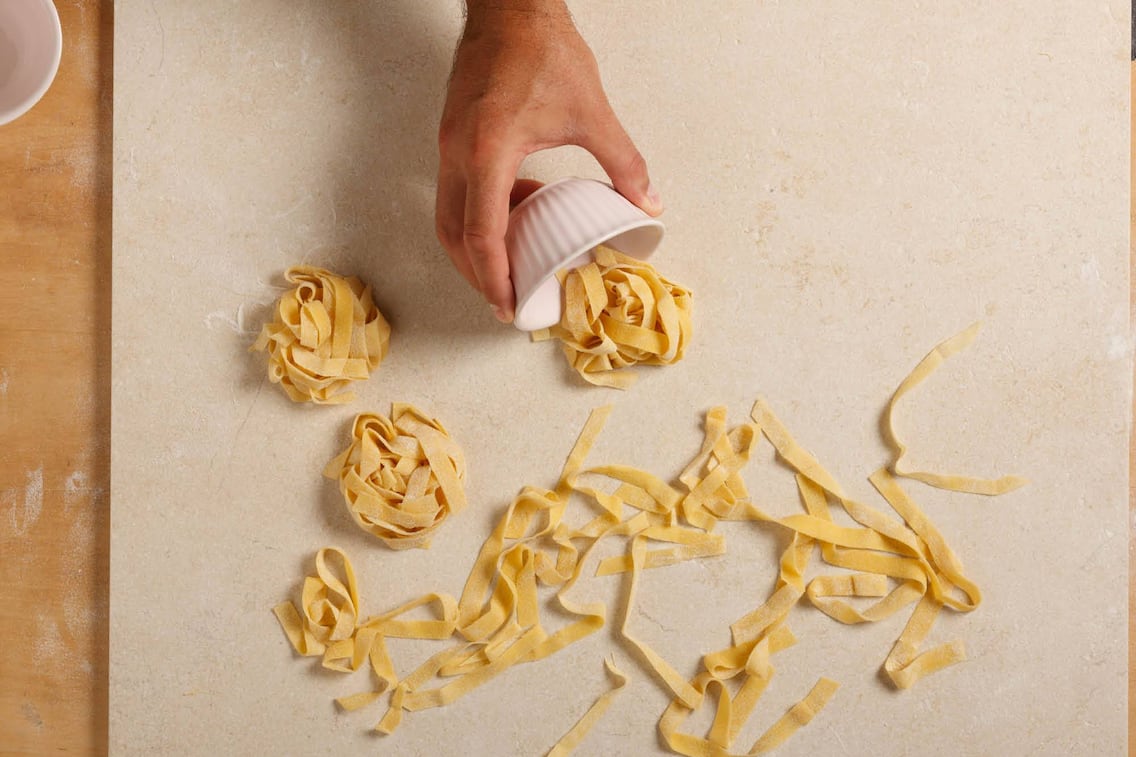 Teig, Nudelteig, Tasse, Nudelnester, Bandnudeln