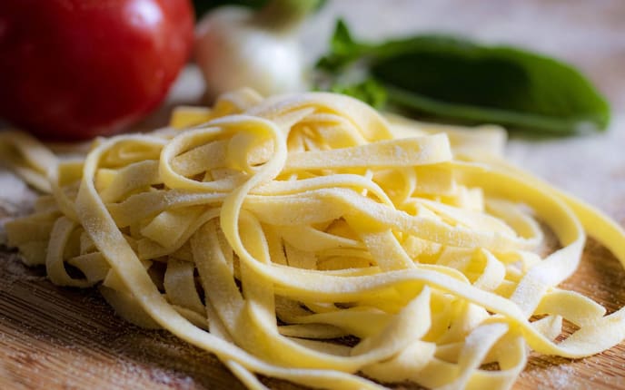 Nudeln, selbermachen, Tomate, Bandnudeln