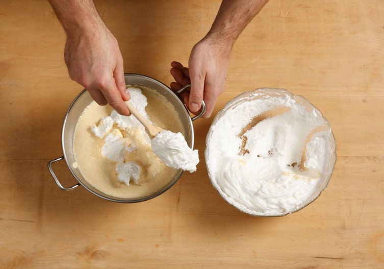 Breitenfurter Millirahmstrudel, Eischnee, Fülle