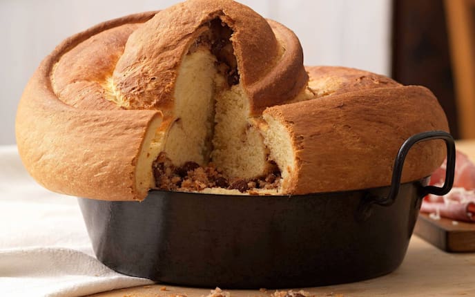 Reindling, Germteig, Germkuchen, Nussfülle, Nachspeise, Kuchen, Servus Rezept