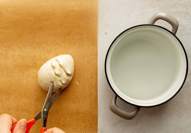 Laugengebäck, Laugenbrötchen, selber backen, Brötchen backen, Servus Rezept