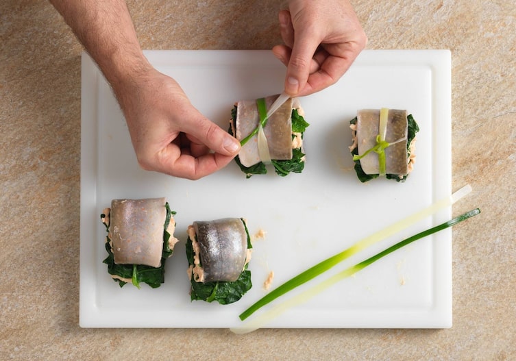 Saibling-Spinat-Röllchen, Hauptspeise, Fisch, Lauch