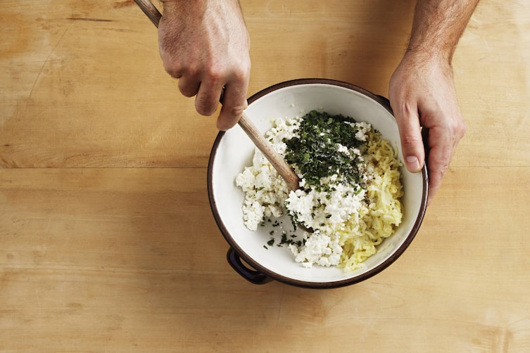 Füllung, Kärntner Kasnudel, Topfen, Kräuter