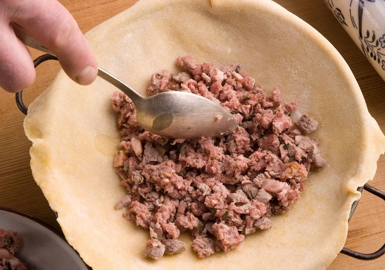 Teig, Fleischmischung, Pastete, Esslöffel