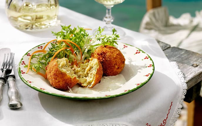 Gmundner Räucherfisch-Knödel mit Krensauce, Räucherfisch, geräucherte Forelle, Knödel, Kren, Krensauce, Servus Rezept