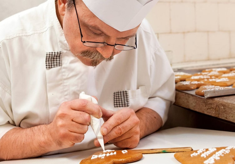 Liebstatt-Herzen, Lebkuchen, Lebkuchenherz, Verzierung, Servus Rezept