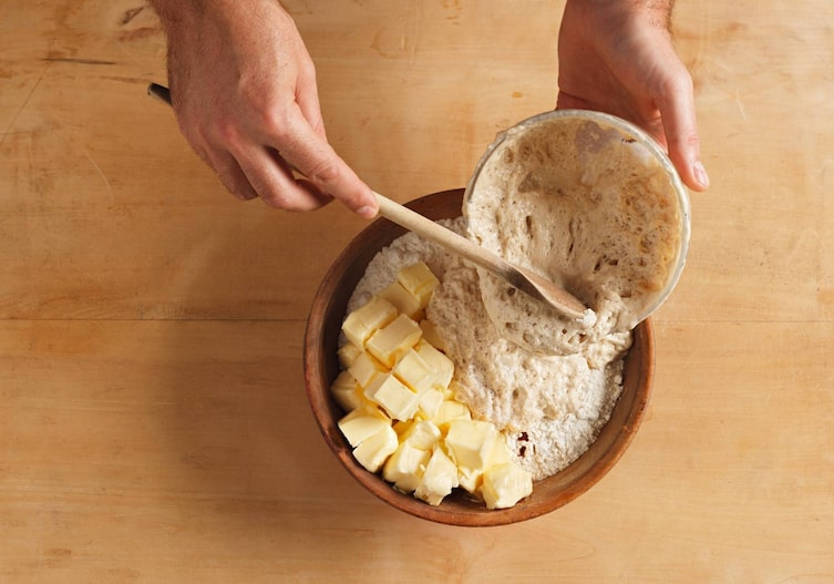 Butter, Mehl, Vorteig, Christstollen