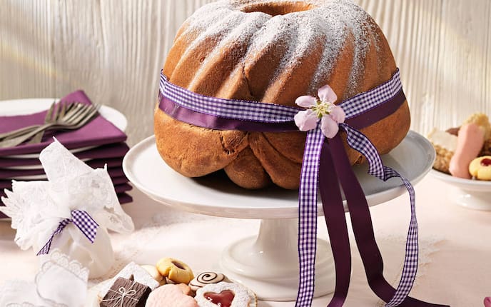 Hochzeitsgugelhupf, Gugelhupf, Kuchen, Hochzeit, Germteig, Germ, Servus Rezept