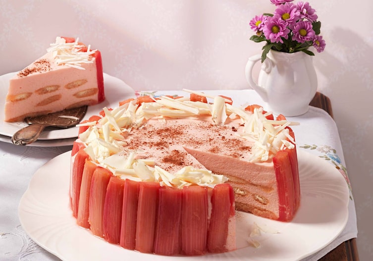 Rhabarbertorte, Rhabarber, Torte, Nachspeise, Servus Rezept