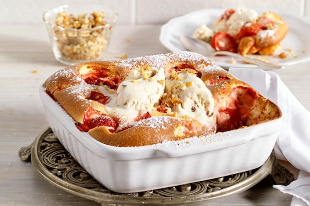 Erdbeer-Marzipan-Auflauf - 0:40 h - Rezept - Servus Erdbeer-Marzipan-Auflauf - 0:40 h - Rezept - Servus