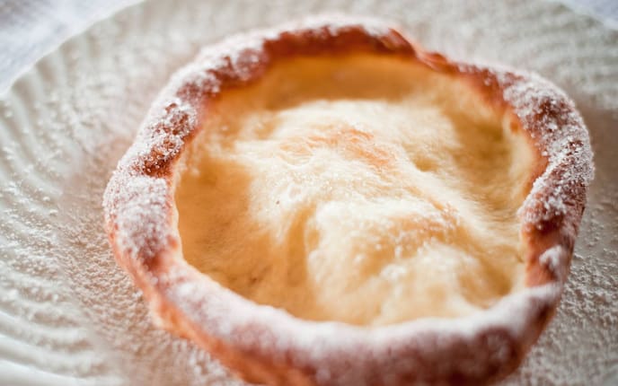 Funkaküachle, Schmalzgebäck, Süßspeise