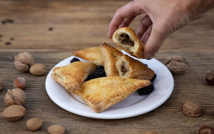 Polsterzipf, Füllung, Nuss, Naschpeise