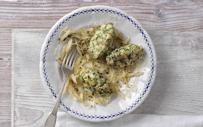 Mangoldnockerl, Rezept, Nockerl, Kräuter, Teller, Gabel