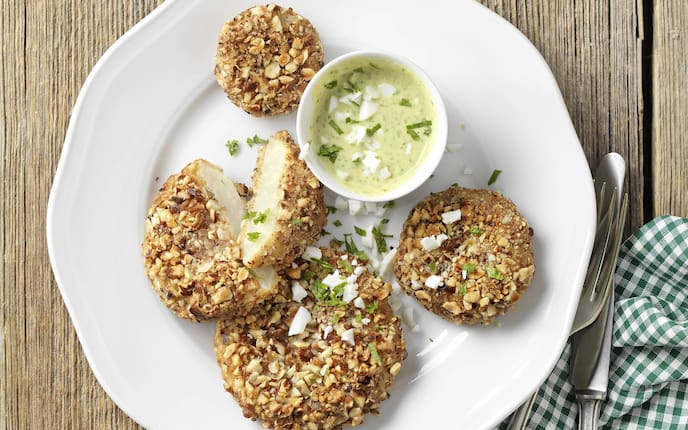 Sellerie in der Nusskruste (Bild: Eisenhut & Mayer)