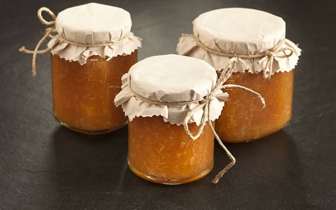 Marmelade, Gläser, Papier, Packschnur, Eingemachtes, Servus Rezept