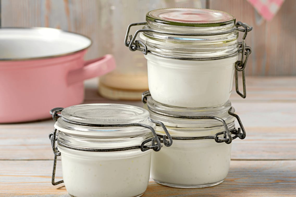 Joghurt selber machen und vermehren, Einmachglas, Kochtopf