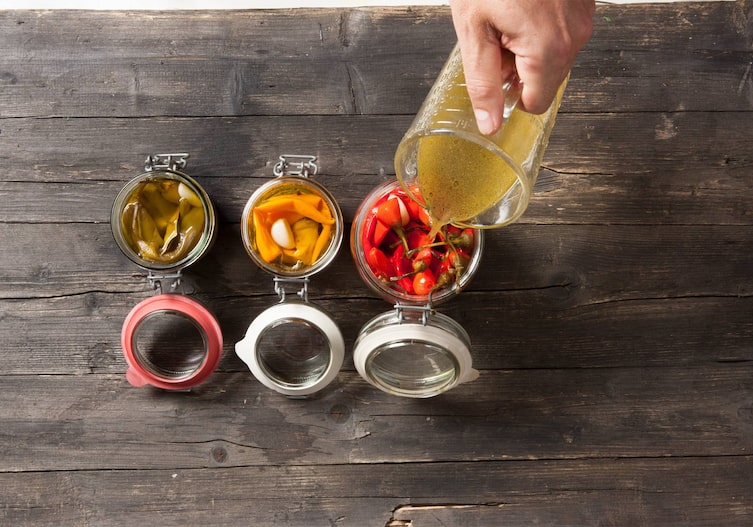 Einmachglas, Krug, Pfefferoni, Hand, Knoblauch