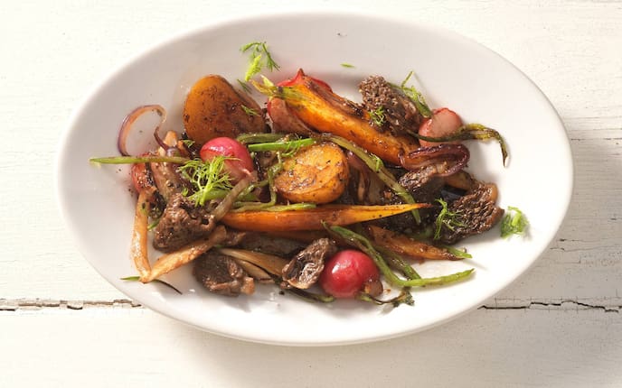 Erdäpfel, Karotten, Radieschen, Zwiebel, Morcheln, Erbsen, Kresse