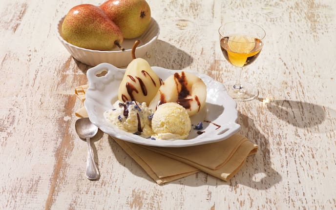 Birne Helene, Eis, Birne, Eis Rezept, Schokoladensauce, Vanilleeis, Servus Rezept