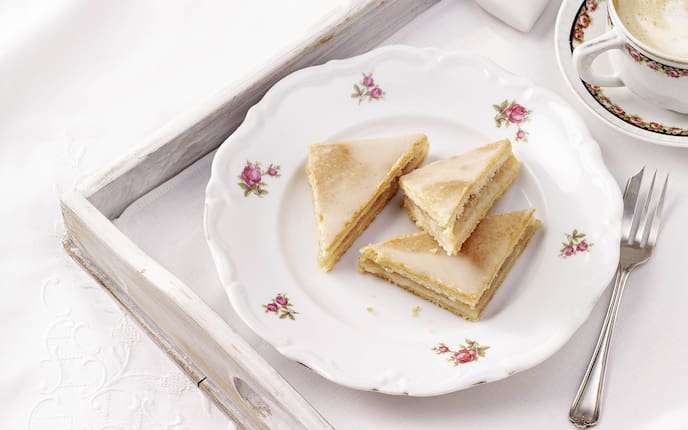 Gedeckter Birnenkuchen, Schnitten, Birne, Kuchen, Kaffee, Nachspeise, Servus Rezept