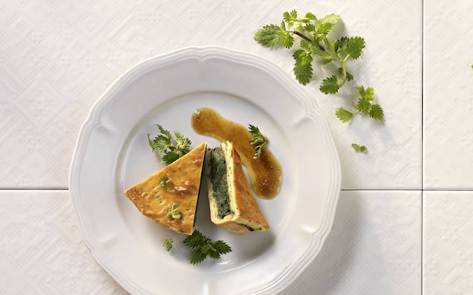 Brennnesseltarte im Taubnesselteig, Tarte, Tarterezept, vegetarisches Rezept, Brennnessel Rezept, Taubnessel, Servus Rezept