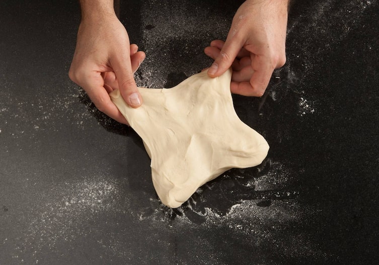 Blätterteig, Grundrezept, Hände
