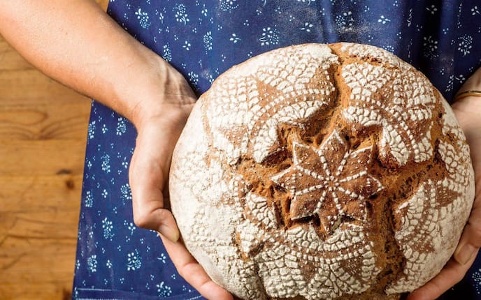 Roggenbrot, Brot, Brot backen, selber backen, Brotmuster, Blaudruckschürze, Rezept