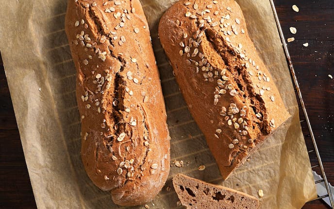 Backrost, Backpapier, Dinkel-Anis-Brot, Getreideflocken