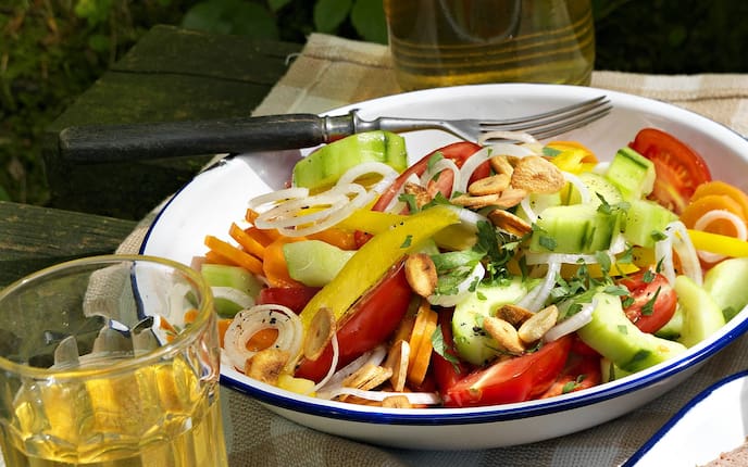 Gartengemüsesalat, Gurke, Paprika, Tomate, Paradeiser, Rezept