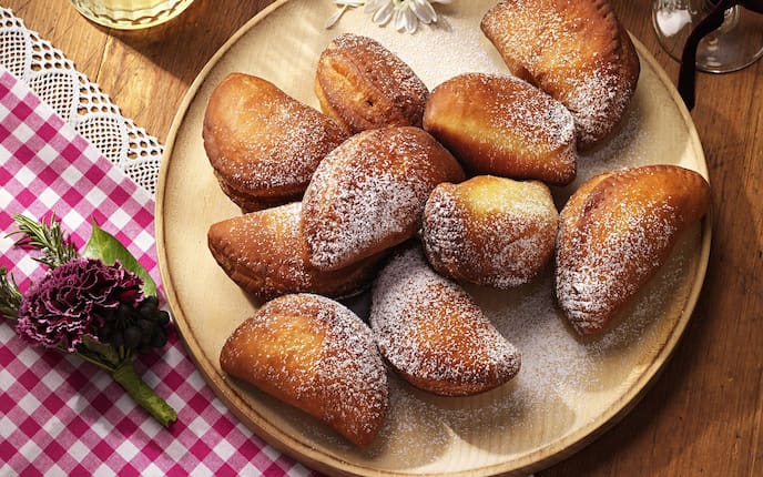 Drautaler Hochzeitskrapfen, Krapfen, Festtagsspeise, Germteig, Schmalzgebäck, Drautal, Servus Rezept