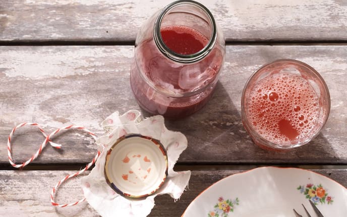 Erdbeerkracherl (Bild: Eisenhut & Mayer)