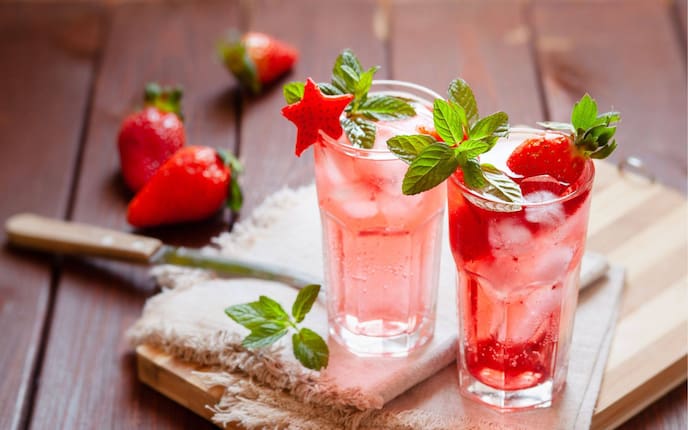 Rezept für fruchtigen Erdbeersirup.