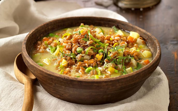 Gemüseeintopf mit Dinkel, Eintopf mit Gemüse und Dinkel, Eintopf-Rezept, vegetarischer Eintopf, vegetarisches Rezept, Servus-Rezept