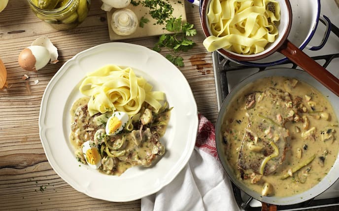 Girardi-Rostbraten, Rindfleisch, Bandnudeln, Ei, Rezept