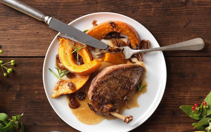 Fasan, Fasenenbrust, Ofenkürbis, Besteck, Teller, Hauptspeise, Servus Rezept